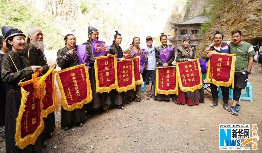 ��ѧ���ײ���װ��Ӱ�����ֹ��ޡ�ɱ�� ������ΰǿ�ͽ���