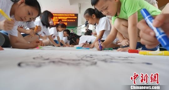 ���ְ�������ͯ�ڰ��׳����Ϲ�����������