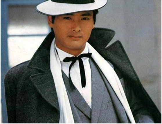 ��۵�Ӱ�۷�ʱ�ڵ�15λ���� ����ϲ��˭��