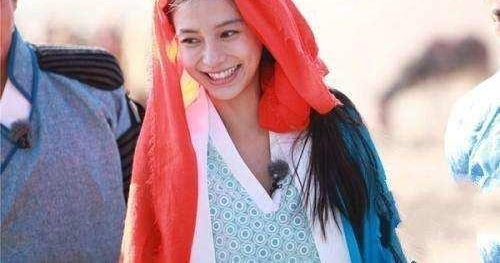 ��Щ��ͷ���ÿ���Ů�ǣ��Ű�֥���ģ������Ĵ���С�����