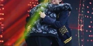 ��ԲԲ�������ߺ��������Ҷ��ӣ�������ż��͵͵��ע��������Ӯ��