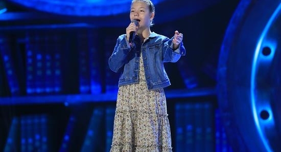 ��Ӣ��Ѫ����С���Ѵ��� Ӣ�����븸����