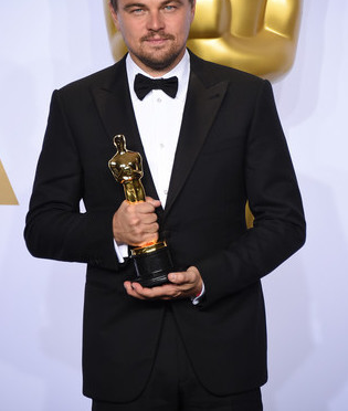 �޹���ǹС�����ᱼ�����������İ�˹������·