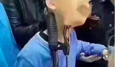 ���������ֱ������ɶ�һ8����ͯ͵�ﹲ������ˤ�ɸ�����