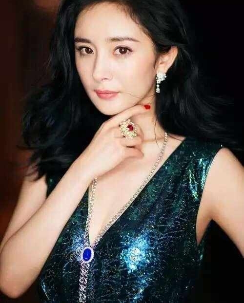 ���ݺ��ֺ��ݣ����ߺ����ٳ�עĿ���㣬�����������ƭ�������飡