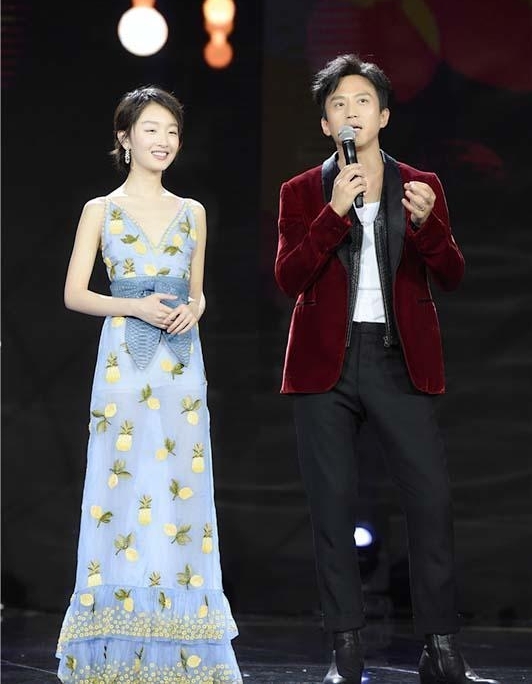 �ܶ���ð������˳�һ����King��Queen