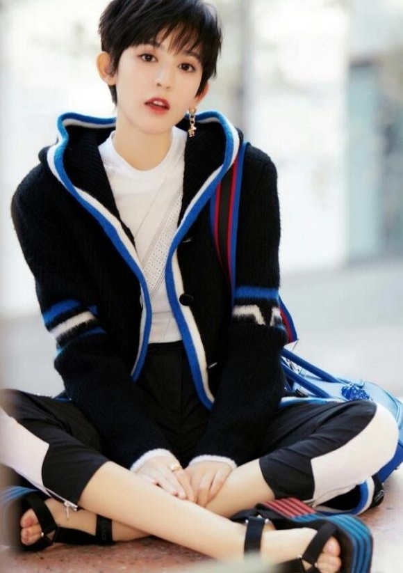 ����¼�ƽ�Ŀ�ź�ͻȻ�����绰����������Ҳ������