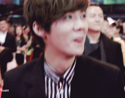 �����һ��¹�ϵ����ձ����ɡ�