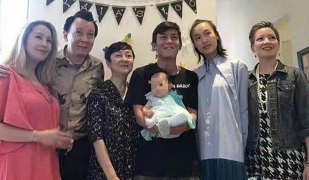 2017���������ǣ����Ǵ���˧�磬����һλͯ��