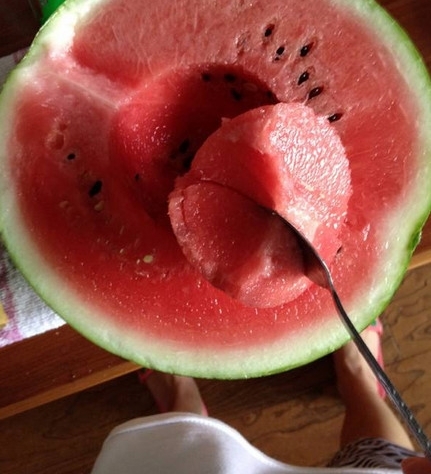 ũ�帾Ů·�ߴ������ϣ�����̰��һ����һ�����������������