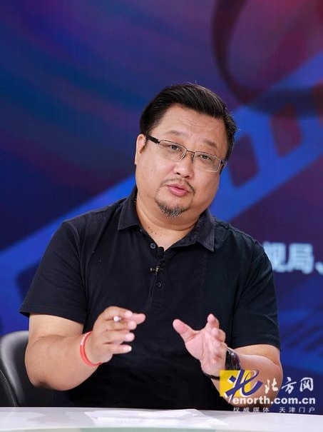 ���裺�õ�Ӱ��Ϊ��Ӱ���ϳ�� �ɵ�������ȥ