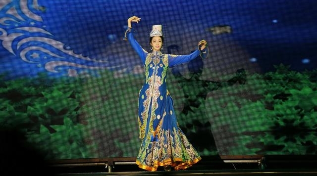 ١��櫸���ɳ�������ݳ� ����������Ů���ǲ����