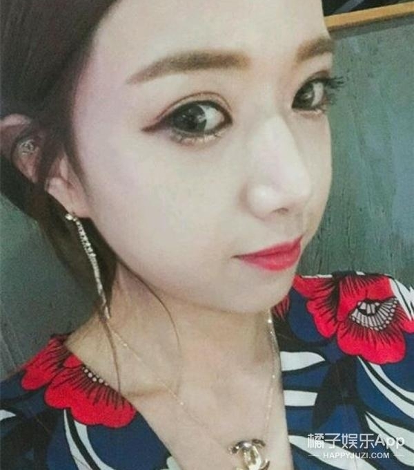 ������Ա������ľ��Ǻ����������죬���ù���QQͷ��һ������