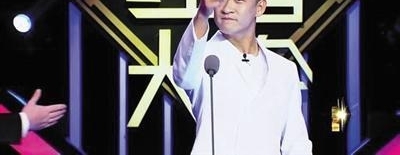 ���ƽ���ӵ��լ��ͬ���뿪���¸٣�����ΰ���ǳ�����