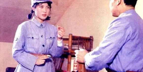 �򲡵������޶���Ů���ɷ������ӱ��۰���