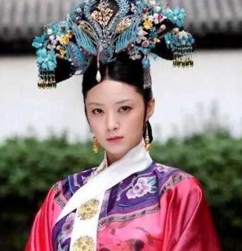 ��װ�����Ļ�Ů��ٳ���������������ְ��ֺ�