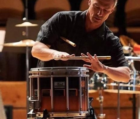 ���Ľ��й����ְ������ڽ���8��10�վ���