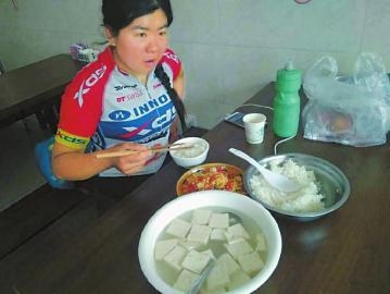 üɽ��Ů��＂ǧ���ߵ���＂ 9���ӳɶ���£����