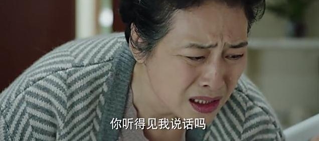 ��ǰ�������Ӿ�����ں�ɫ�ų�ȫ�񱬿��ͻȻ��������˵���Ļ������Ѻ�������