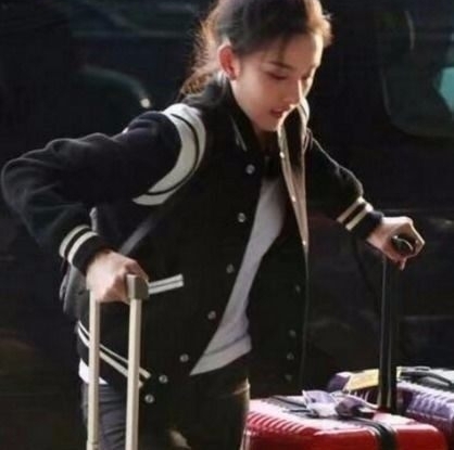 ����Ϊ���᳤�ɵڶ����Ű�֥��8���ȥ�ˣ�ȴ������Ů�����ෲ