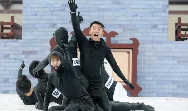 ������ս�뱼�ܰ��ֵܣ������ĸ���Ŀ������