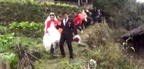 ʵ�ģ�һ����ɽ��˼ҵĻ�������ǣ�������������ʮ����ɽ·