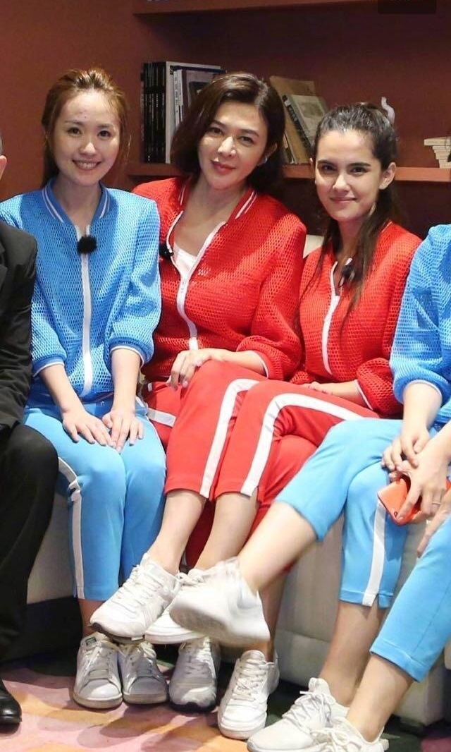 ˡ·͸ ֮ʼѳϣЦ崿