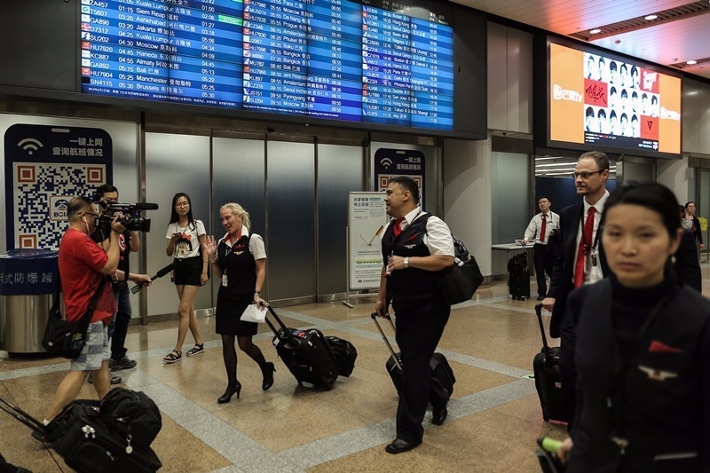 �й������¶������ɻ���ʻ���ߡ�����6��Ƥ����ס��