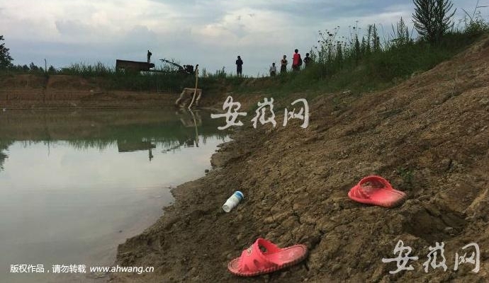 �ʶ�һ�Ը���һҹû�ؼ� ����������ˮ��