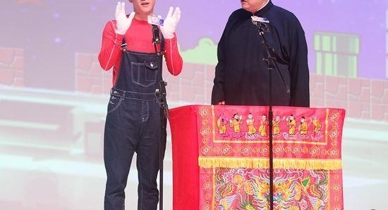 ���ƽ���ӵ��լ��ͬ���뿪���¸٣�����ΰ���ǳ�����