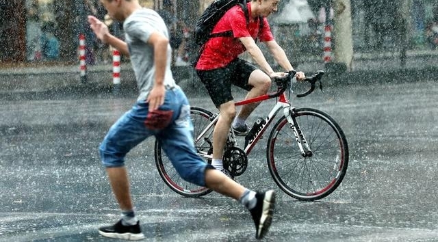 ����ˬ�ˣ����ݾú�ӭ���� ����ܵ�����