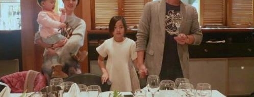 46�����һ�ҽ��գ�����Ȧ��һ���������������ʼ�Ů�������ɰ�