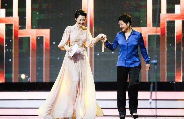 ÷��������ͬ����ɫ͸��ȹ�����ʲ��ô�(ͼ)