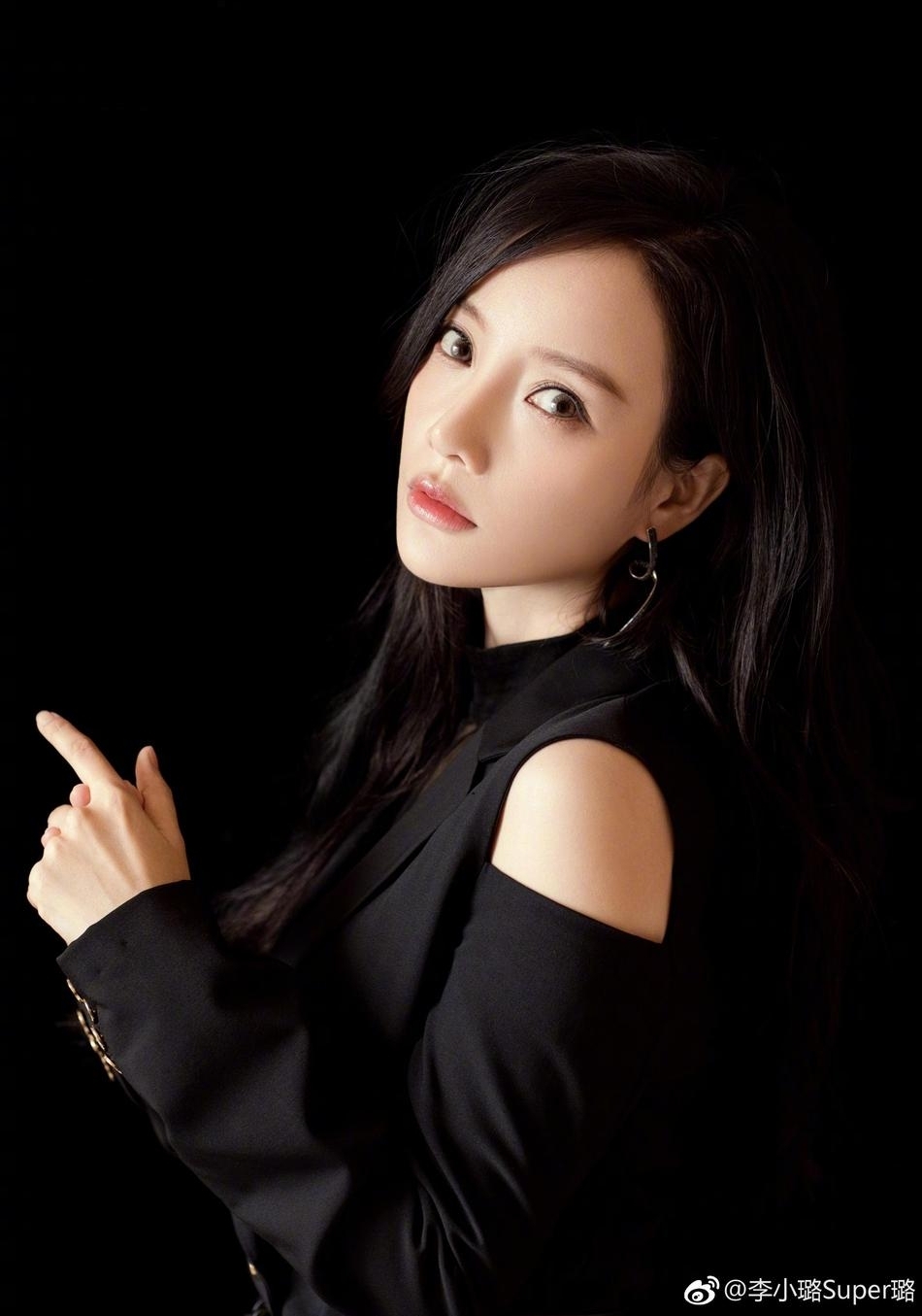 ��С�ɹ���� ױ�ݾ��������Ȼ�