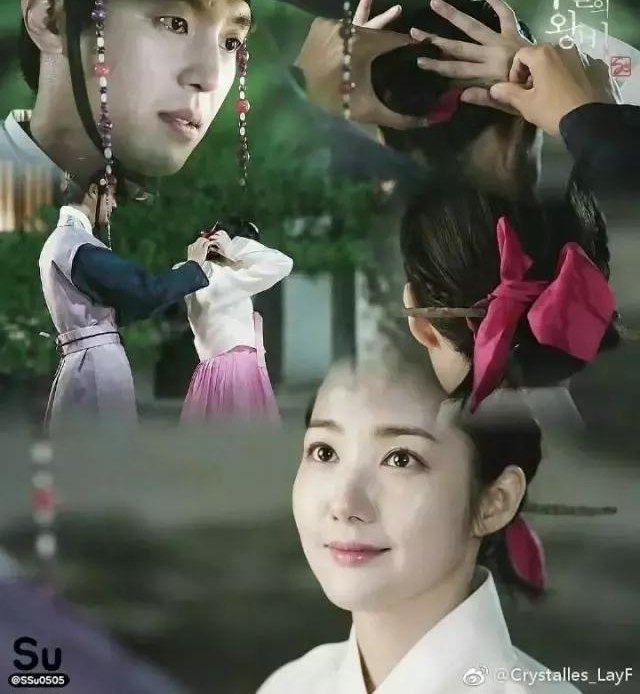 ������ǰŮ������Ӣ���¾磬��װ���������ˣ�����ȴ�˽�