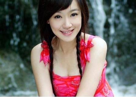 Ȧ��Ψһ���ֺ��˿ϣ�����ϵ����£�Ѧ������ֻ�Ǻ����ǰ��