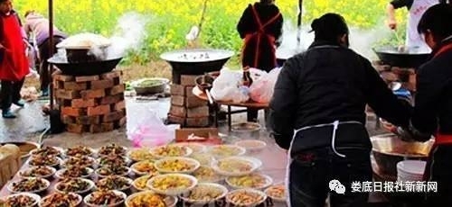 娄底娄星区一农村宴席后 数十人呕吐腹泻