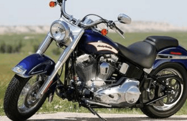 �㶫����Υ����Ħ�� ����Ů����ѹ���ڵ�