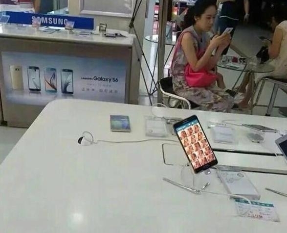 �ֻ������ֻ��������һĻ���߽�һ���ֻ��ϵ���Ƭ���ˣ�