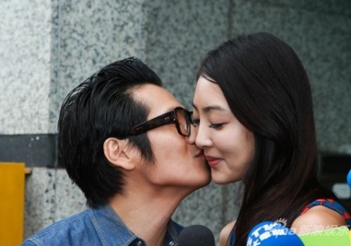 �ܸ��س����޷־� ���鷢����������ų���