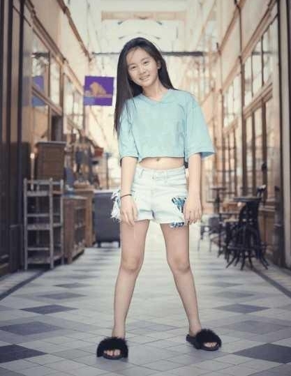 ������������ɹŮ���������, �е�ײ������ͮ