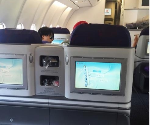 ���ѳɶ�ż��л���棬���ƣ��ɻ���һֱ��ǣ�ֺܶ�����ʮ������ٴκ���ǩ����