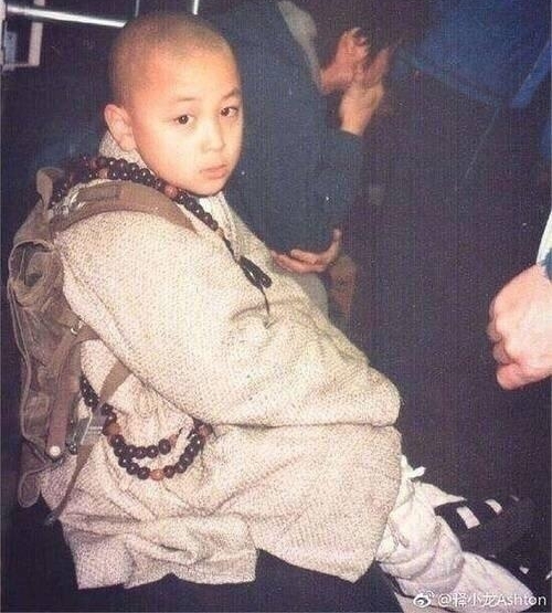 ��С����¼Ƭ������С�ӱ���ļ�������