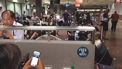 �й������¶������ɻ���ʻ���ߡ�����6��Ƥ����ס��