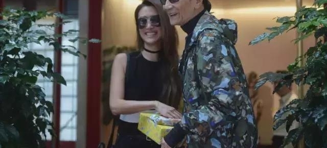 ����Ȧ����ţ���۲ݡ����ү��������л�;�Ȼ����˺�𱦣�