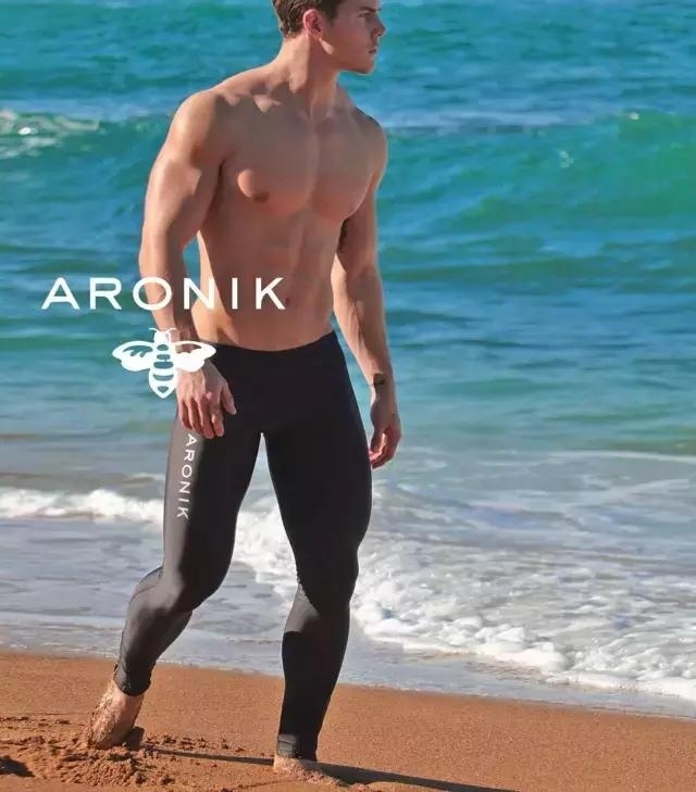 ���������������� Michael Dean