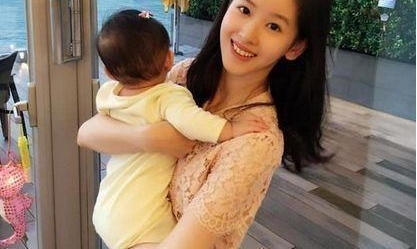 ��������ƣ���һ���̲��ߺ죬����Ϊ��ĸ��Baby������