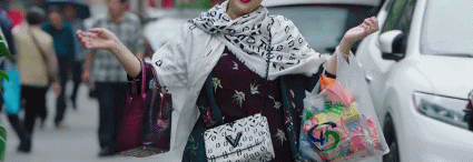 ��ǰ�������Ӿ�����ں�ɫ�ų�ȫ�񱬿��ͻȻ��������˵���Ļ������Ѻ�������