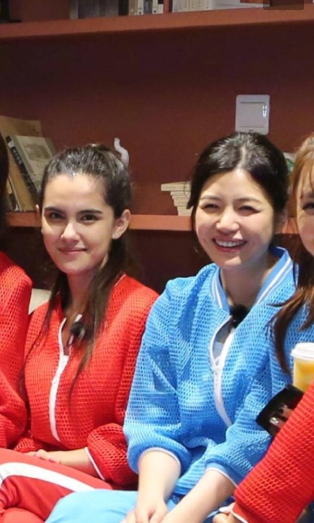 ˡ·͸ ֮ʼѳϣЦ崿