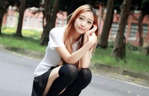 ���׶����������飿Ů�������������У��